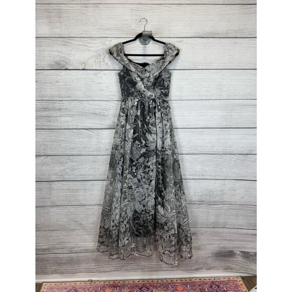 Toleen Women's Grey & Black Floral Off The Shoulder Maxi Dress Size Small - Picture 1 of 11